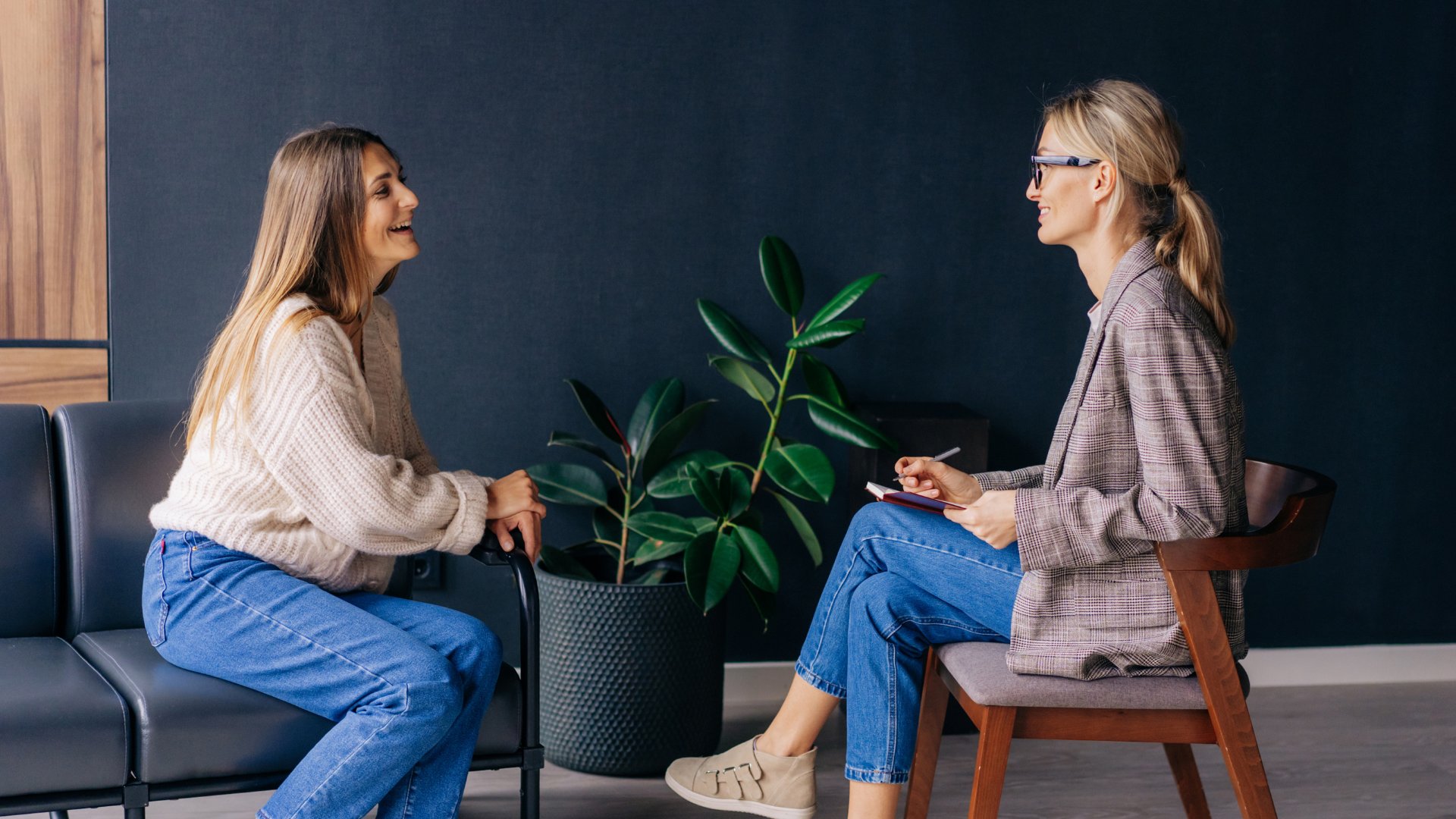 What You Need to Know About Private Practice Coaching for Therapists in Today's Market thumbnail